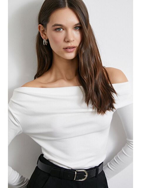 Never More Omzu Büzgülü Bluz Beyaz - S000352111-20063