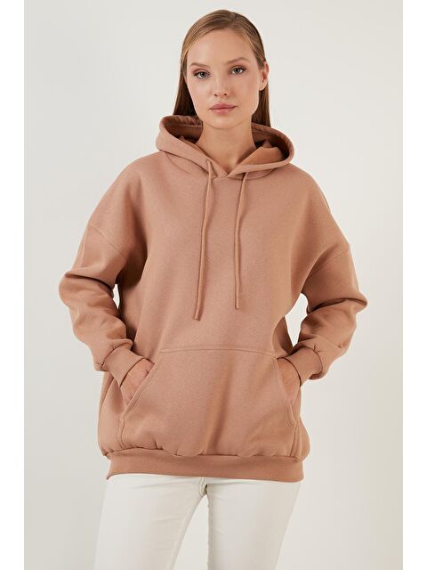 Lela Regular Fit Pamuklu Kapüşonlu Yaka Şardonlu Kışlık Sweat 5863854 - S000000180-17365