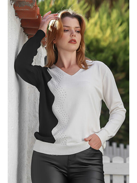 Chiccy Siyah-Ekru V Yaka Uzun Kol Taşlı Casual Triko Kazak 65 60 - S000469095-37428