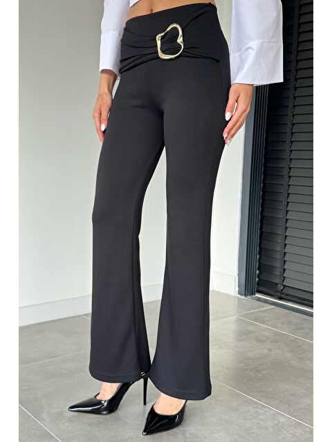 Gülseli Kadın Modal Kumaş Ön Tokalı Pantolon