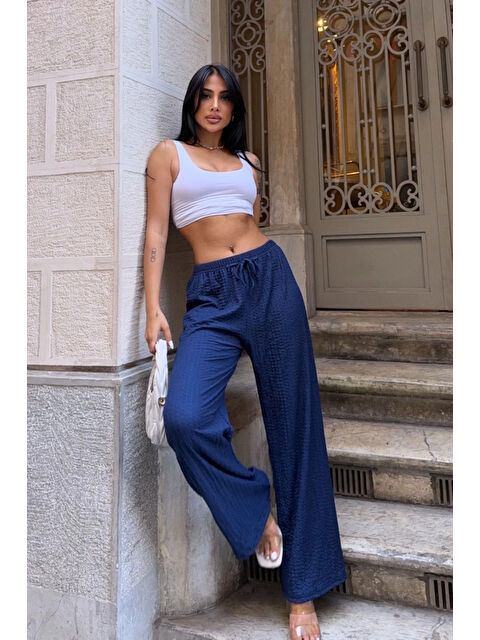 Hazelin Kadın Lacivert Beli Lastikli Rahat Kesim Bürümcük Pantolon HZL25S-DSB163631 - S000411783-21164