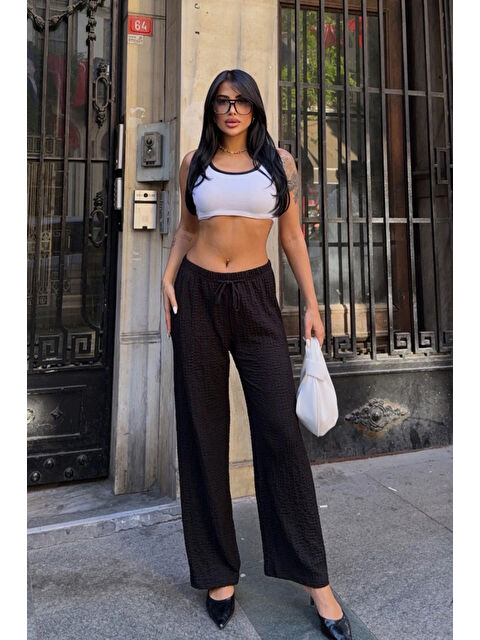 Hazelin Kadın Siyah Beli Lastikli Rahat Kesim Bürümcük Pantolon HZL25S-DSB163631 - S000411783-19351