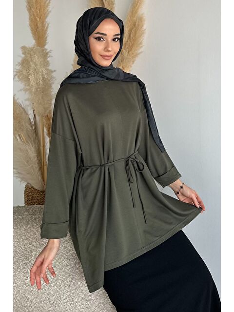 Julude Bisiklet Yaka Yan Yırtmaç Detaylı Bel Bağlamalı Tesettür Tunik - S000491632-18547