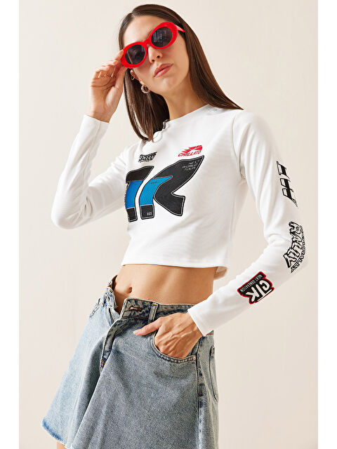 Xhan Beyaz Bisiklet Yaka Baskılı Crop Bluz 5YXK2-48924-01 - S000272330-20063