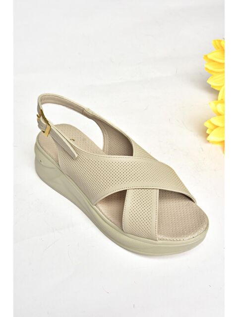 Fox Shoes S7130307 Bej Kadın Sandalet - S000152395-19928