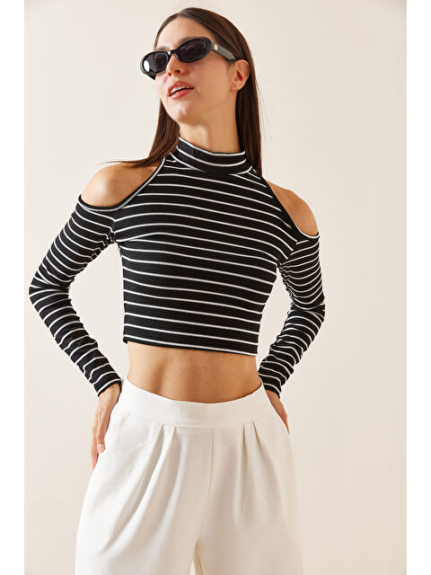 Xhan Siyah Bisiklet Yaka Omuz Dekolteli Çizgili Bluz 5YXK2-48931-02 - S000272325-19351