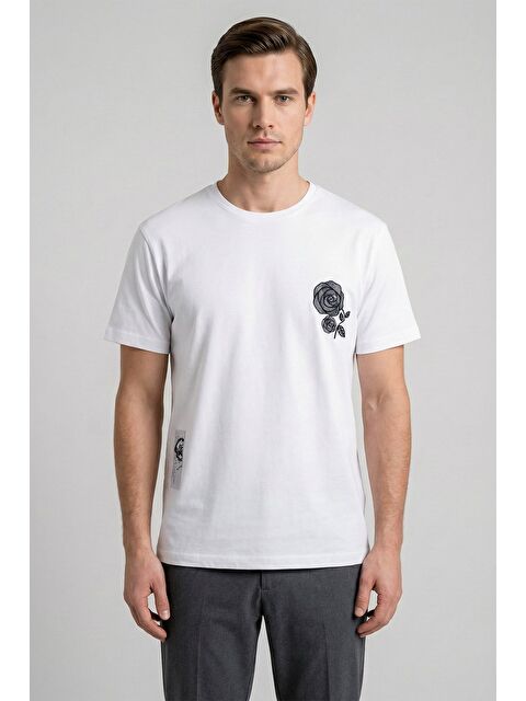 Sabri Özel Beyaz Nakışlı Bisiklet Yaka Erkek Tişört - S000525373-20063