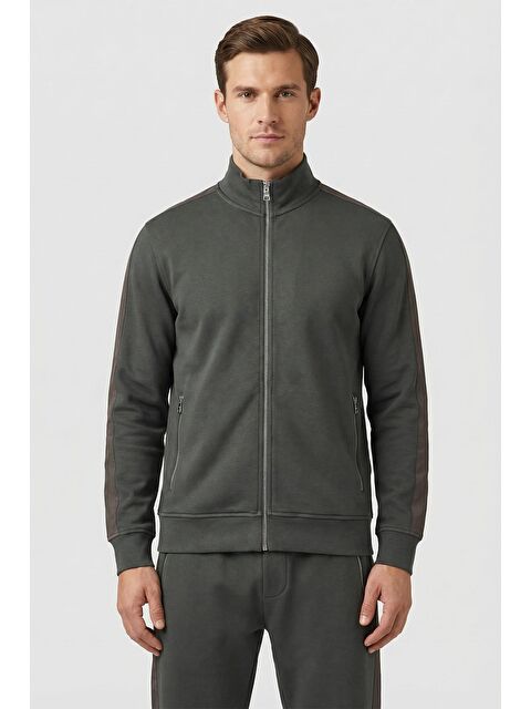 Sabri Özel Yeşil Regular Fit Fermuarlı Yarım Balıkçı Yaka Erkek Eşofman Takımı