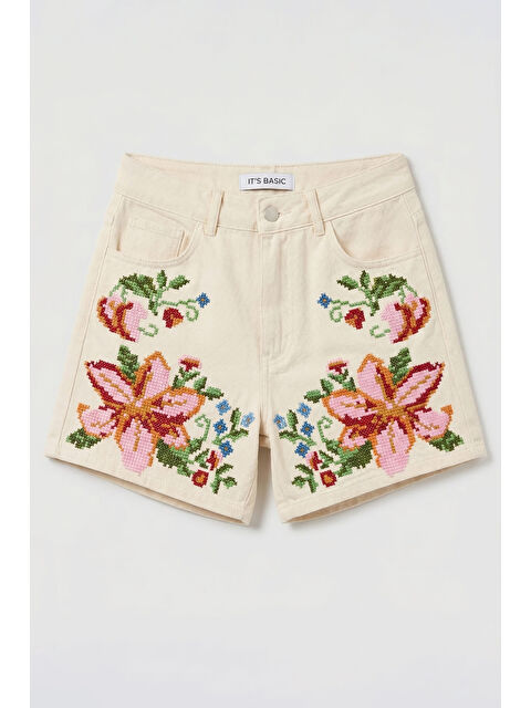 It's Basic Kadın Ekru 7s6-69 Mom Fit Yüksek Bel Çiçek Nakışlı Özel Tasarım Denim Şort
