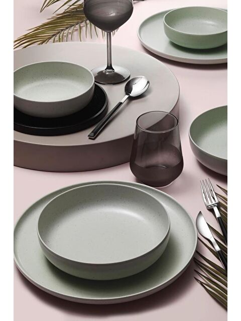 Kütahya Porselen Moderna 18 Parça 6 Kişilik Yemek Takımı Yeşil - S000299067-18194
