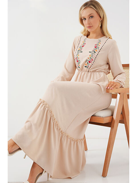 Bigdart Kadın Nakışlı Uzun Tesettür Elbise 2550 - Krem