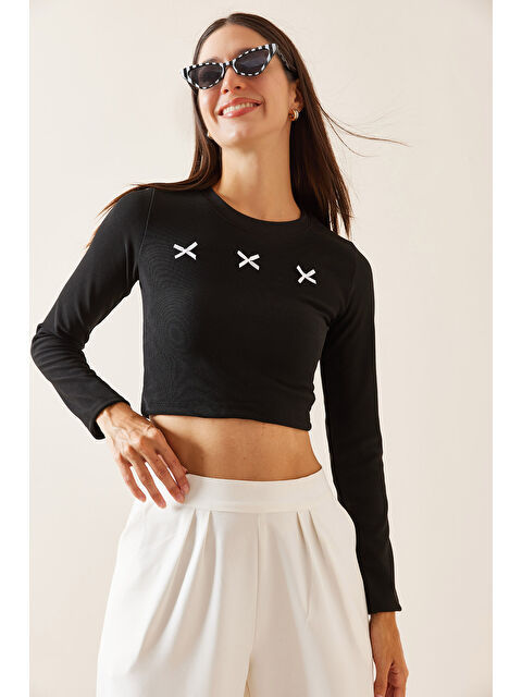 Xhan Siyah Bisiklet Yaka Kurdele Detaylı Crop Bluz 5YXK2-48922-02 - S000272336-19351