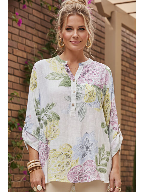 Chiccy İtalyan Beyaz Hakim Yaka Düğmeli 3/4 Kol Çiçekli Cepli Casual Keten Görünümlü Dokuma Bluz 75 65 - S000508021-20063