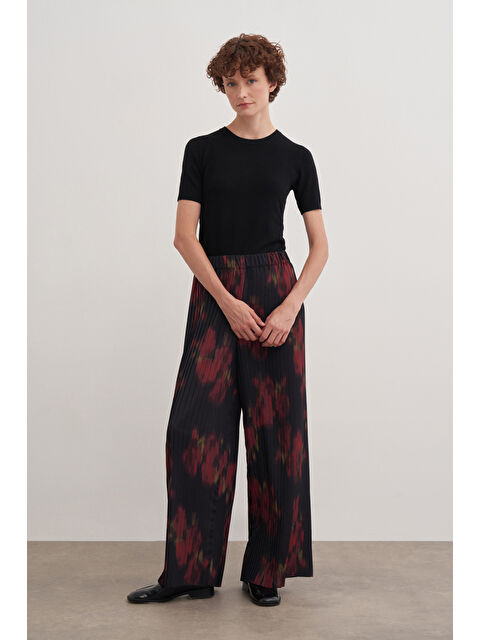 AKER Siyah Desenli Piliseli Pantolon - S000513568-19351