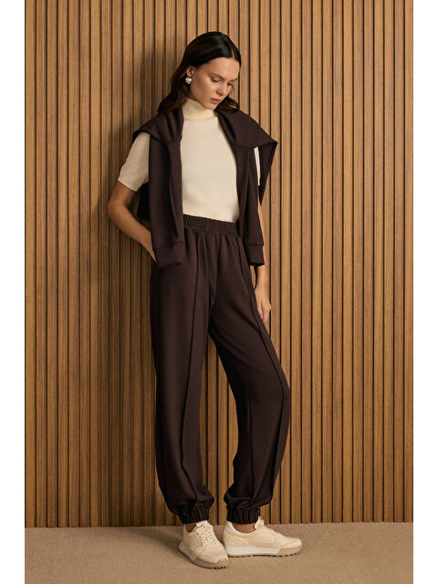 AKER Kahverengi Beli ve Paçası Lastikli Viscon Örme Pantolon - S000488903-19413