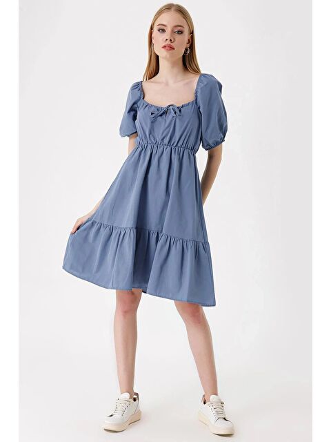 Hazelin Kadın İndigo Büzgülü Yaka Lastikli Bel Kloş Poplin Elbise HZL22S-BD123511 - S000045013-23093