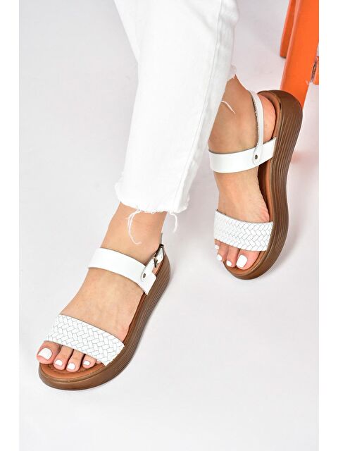 Fox Shoes Beyaz Hakiki Deri Örgü Modelli Günlük Kadın Sandalet M291053603 - S000044424-20063