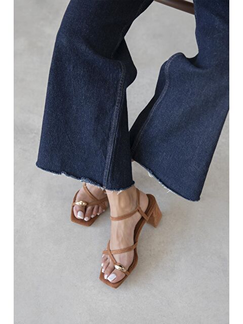 Straswans Ketrin Kadın Parmak Arası Süet  Sandalet Taba - S000512907-14955