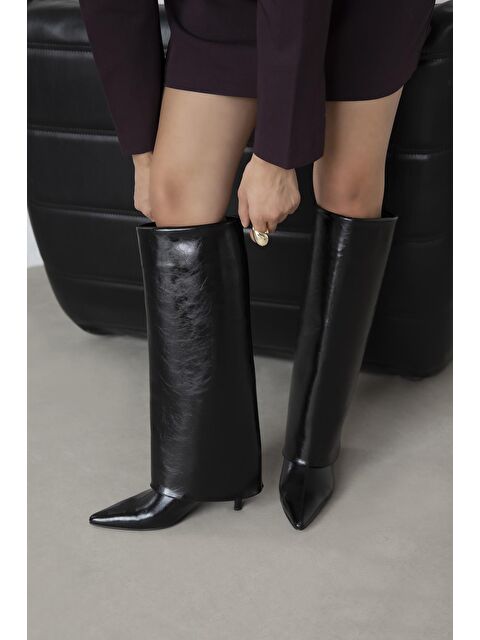 Straswans Zack Kadın Tozluk Detay Kırışık Deri Çizme Siyah - S000512846-19351