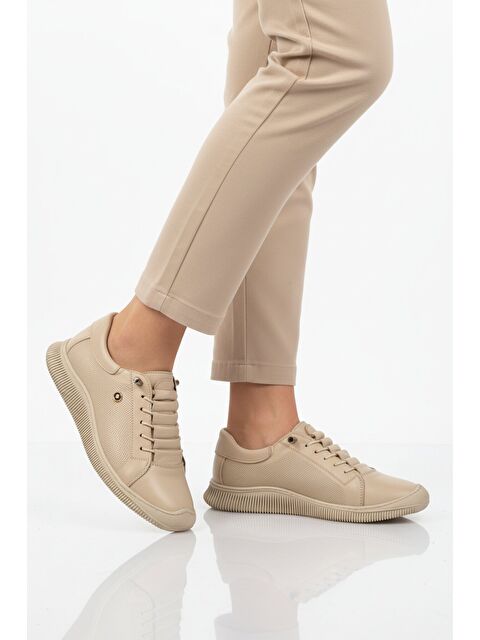 Ayakmod Bej Hakiki Deri Ortopedik Kadın Casual Ayakkabı 5605 Z