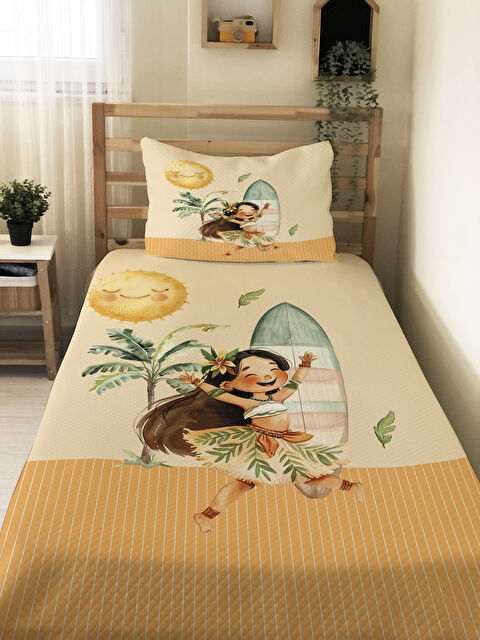 Evmila Kız Desenli Çocuk Pike Takımı - 160x220 Cm Pike 50x70 Cm Yastık Kılıfı - S000492213-23173