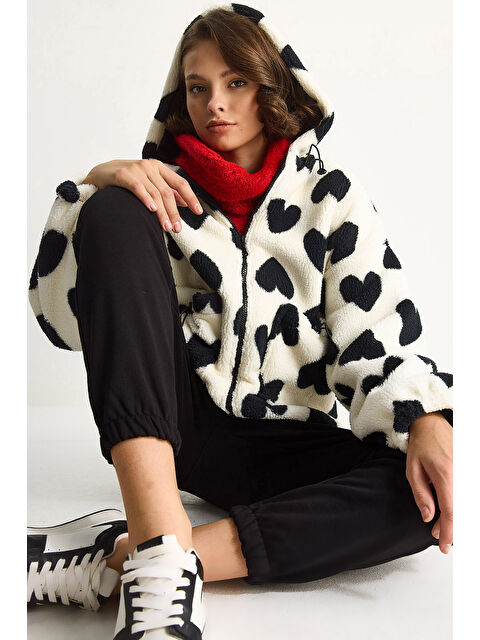 SHADE Kadın Kalpli Kapüşonlu Oversize Pelüş Mont RI - S000443400-5406