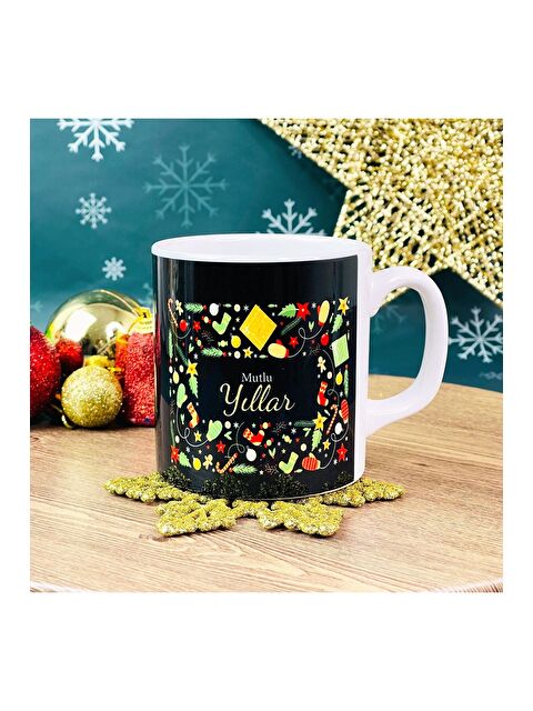 Bam Hediyelik Eşya Mutlu Yıllar Tasarımlı Kupa Filtre Kahve Ve Baston Şeker Yılbaşı Seti - S000269098-23173