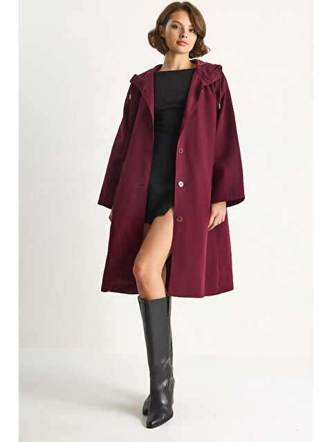 SHADE Kadın Kapüşonlu Astarlı Cep Detaylı Orta Boy Mevsimlik Trençkot - S000443399-20040