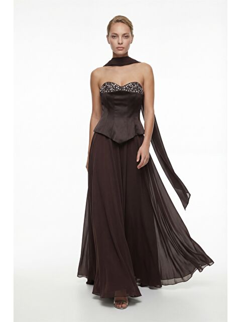 Lafaba Kadın Kahverengi Straplez Yaka Taşlı Peplum Detay Uzun Abiye Elbise - S000509993-19413