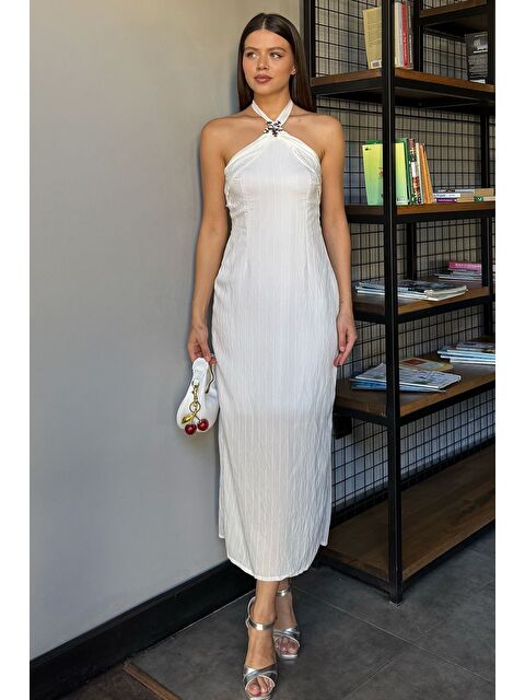 Gülseli Kadın Boyun Bağlamalı Gold Aksesuar Detaylı Elbise - S000448677-19966