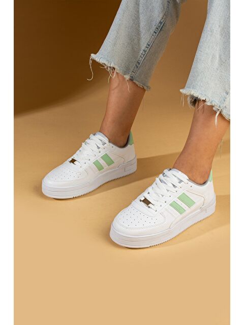 Pembe Potin Bağcıklı Comfort Taban Şeritli Kadın Sneaker 001-1005-24BeyazYeşil - S000165839-20063