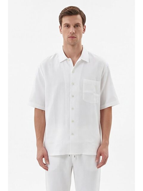 Sabri Özel Giotelli Beyaz Normal Kesim Regular Fit Pamuklu Dokuma Lastikli Bel Kamp Yaka Takım