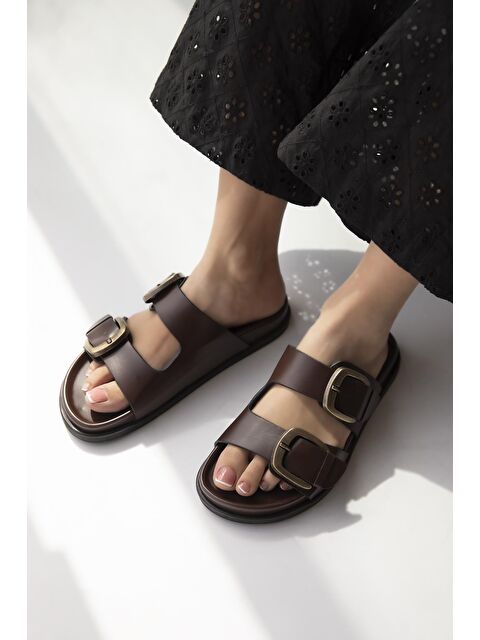 Straswans Sebonis Kadın Toka Detay Günlük Konfor Deri Terlik Kahve - S000512955-19413