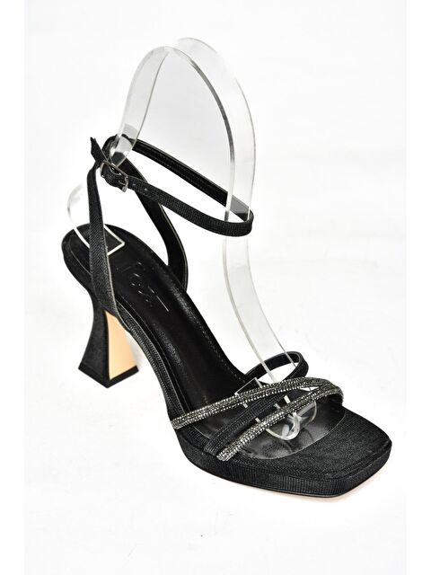 Fox Shoes S5693125 Siyah Kadın Topuklu Ayakkabı - S000152505-19351