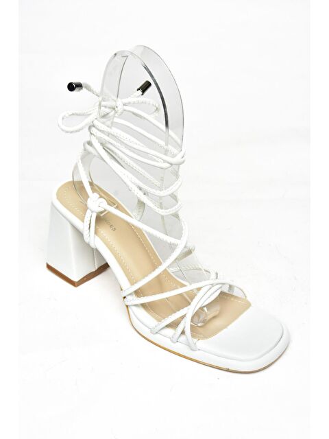 Fox Shoes S2824705 Beyaz Kadın Topuklu Ayakkabı - S000169300-20063