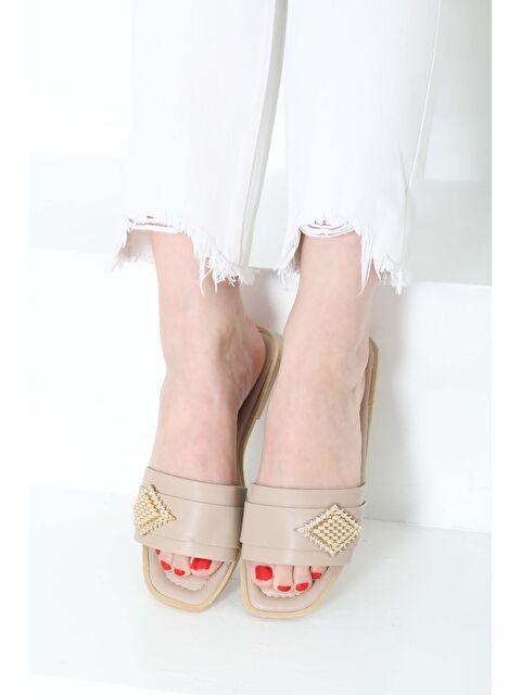 Tofisa Kadın Vizon Tokalı Terlik - 27157 - S000390149-26429