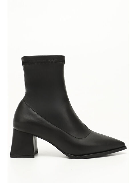 GÖNDERİ(R) ZÜMRÜT-SİYAH  Sivri Burun Topuklu Fermuarlı Kadın Günlük Bot 32933 - S000275658-6349