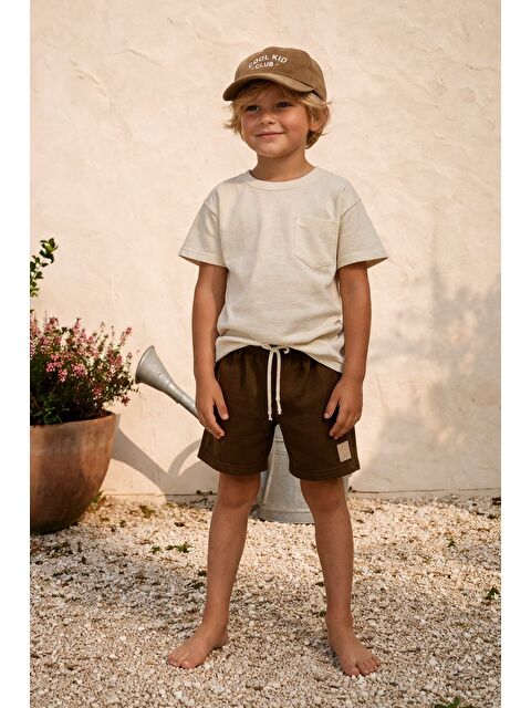 Monila Erkek Çocuk Pamuklu Sırtı Baskılı Cep Detaylı T-Shirt Ve Şort Alt Üst Takım