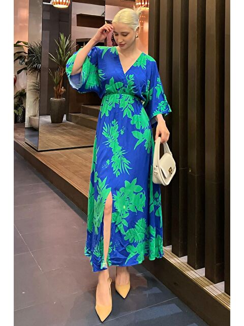 Madmext Saks Uzun V Yaka Desenli Kadın Elbise Mg2076 - S000185540-23710