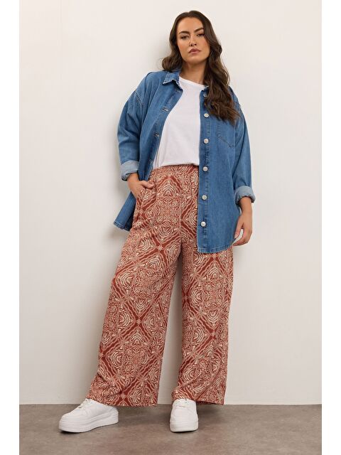 Stil Diva Büyük Beden Beli Lastikli Cepli Geniş Paça Baskılı Pantolon 310293 - S000484726-28102
