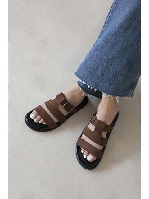 Straswans Toff Kadın Toka Detay Günlük Konfor Süet Terlik Kahve - S000513002-19413