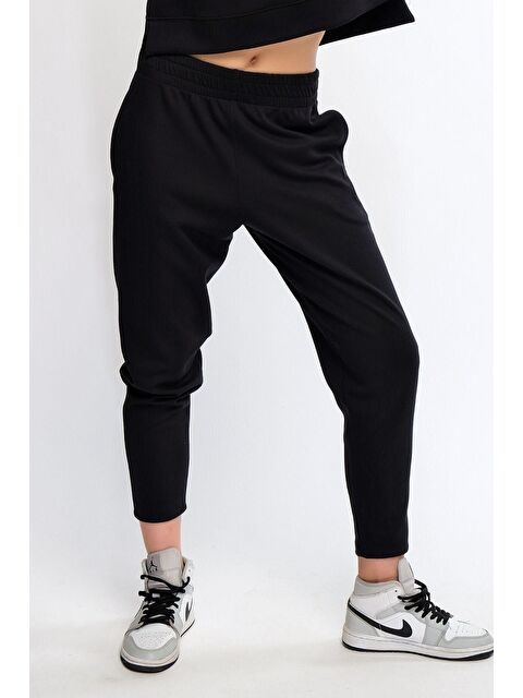 Chandraswear Siyah Kadın Havuç Paça Eşofman Altı Carrot Fit Pantolon - Bunny - S000029030-19351