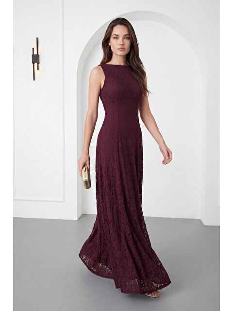 Lafaba Kadın Mürdüm Bisiklet Yaka Dantelli Uzun Davet Elbisesi