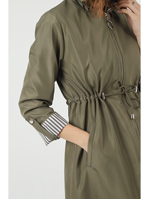 Comstar Kadın Beli Büzgülü Su İtici Kapüşonlu Trençkot - S000211929-18547