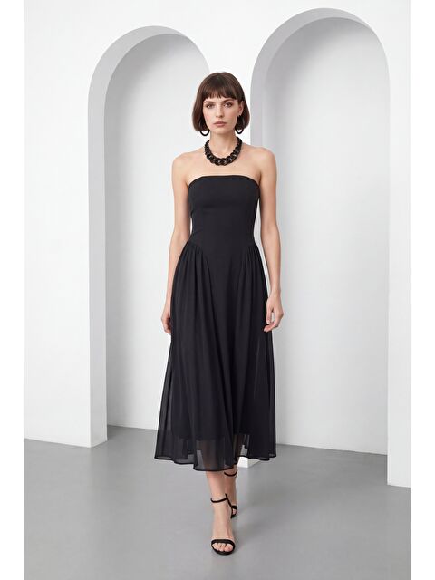 Lafaba Kadın Siyah Straplez Yaka Midi Davet Elbisesi