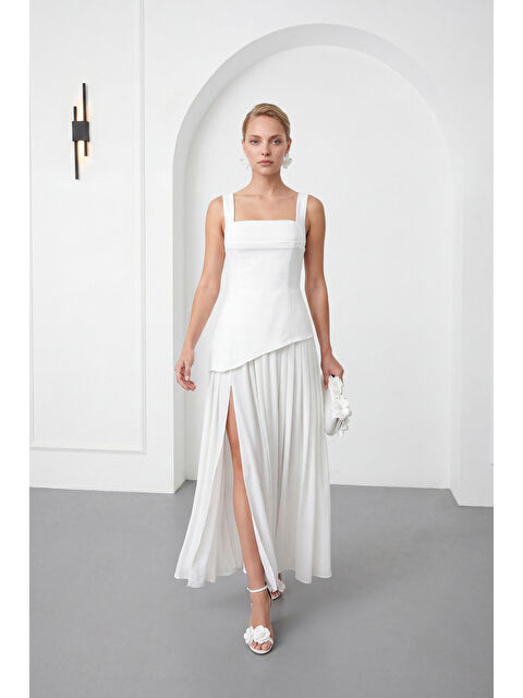 Lafaba Kadın Beyaz Kare Yaka Yırtmaçlı  Uzun Davet Elbisesi