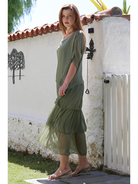 Chiccy İtalyan Haki Havuz Yaka 3/4 Kol Astarlı Katlı Casual İpek Dokuma Elbise 130 60 - S000469002-18547