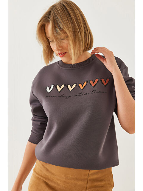 SHADE Kadın Üç İplik Şardonlu Renkli Kalp Baskılı Sweatshirt MBHS - S000271806-33408