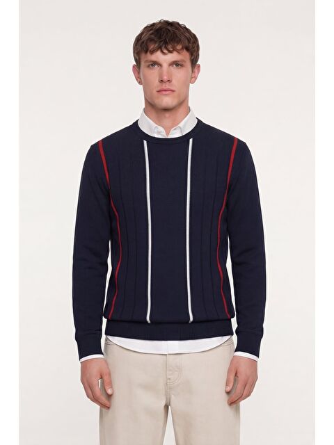 Sabri Özel Erkek Lacivert Normal Kesim Regular Fit Yünlü Dokuma Çizgi Desen Bisiklet Yaka Triko Kazak