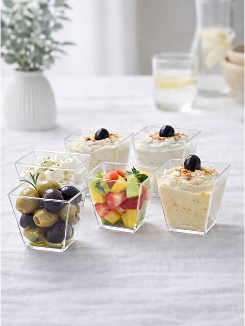 Parti Adresi Mini Kare Sunum Kasesi Şeffaf Mika Kap 60 CC 50'li